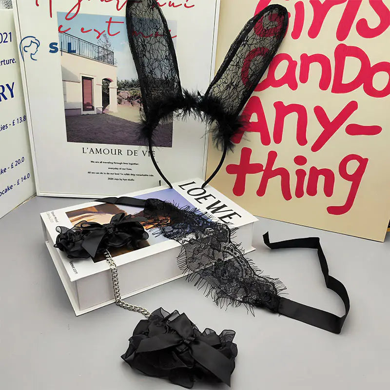 Kit de Fantasía "Lace Vixen" - Antifaz, Orejas y Esposas de Encaje