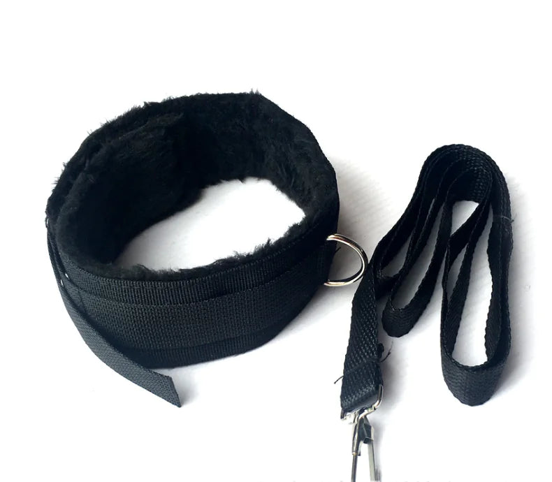 Kit de Bondage de 10 Piezas en Cuero PU y Textil con Forro de Peluche