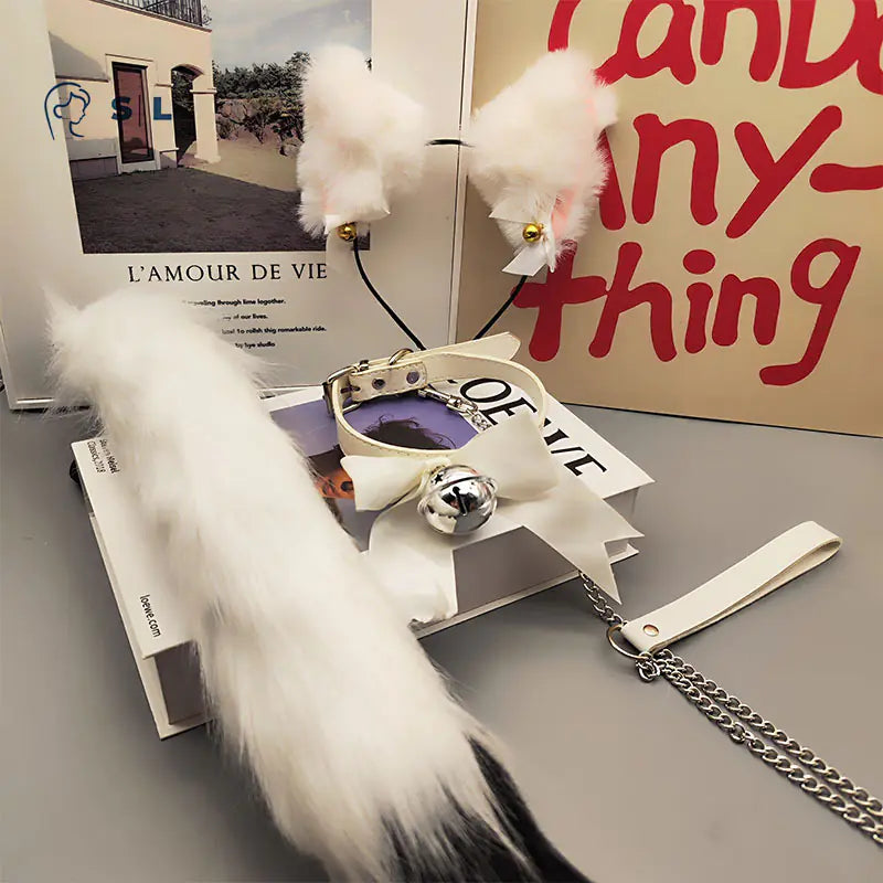 Set 'Fantasía Felina' - Kit de Seducción Kitty con Collar y Cola